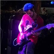Insegnante di musica, chitarra, basso, piano